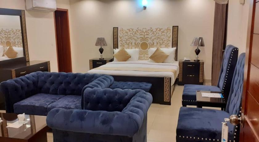 Hotel Noor Plaza photo