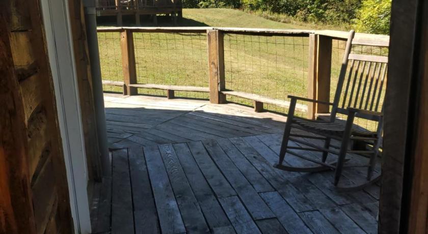 The Mountaineer - Rustic Mountain Yurt photo