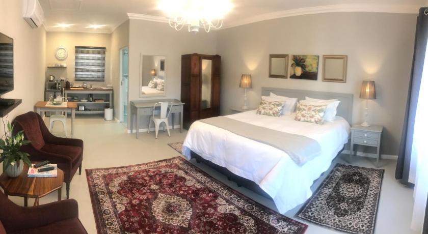 More about Steenkoppies Estate semi self catering unit 2