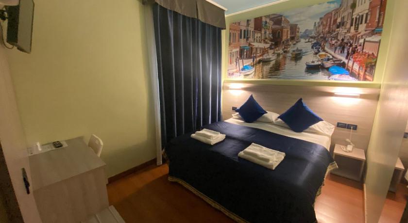Hotel Ducale photo