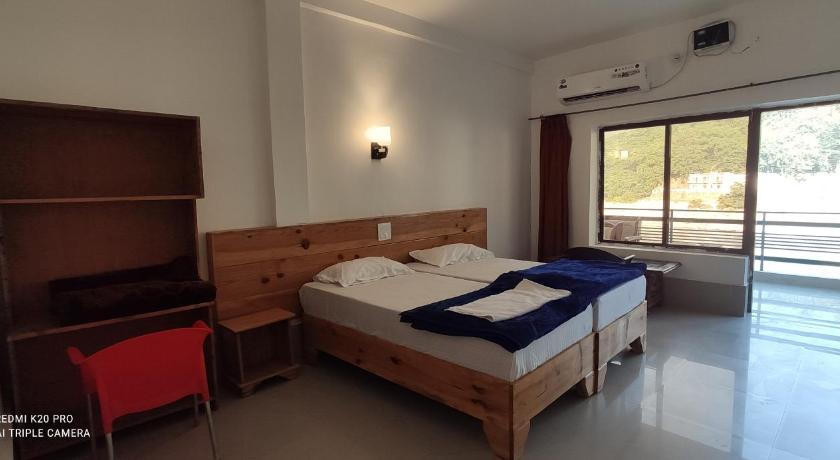 H7 Stay On the Ganges, Yoga & Spa Resort, Rishikesh