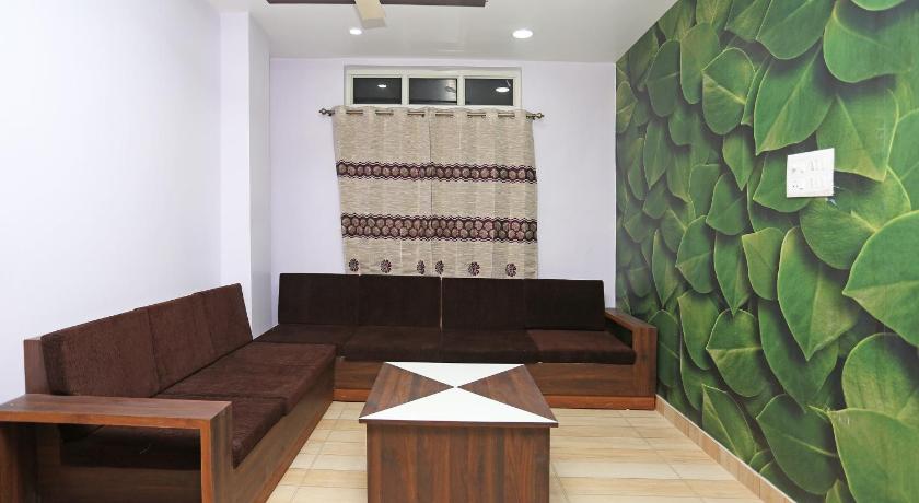 OYO 10734 Hotel NE Residency