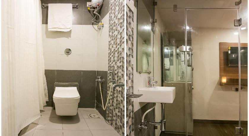 OYO 62882 De Riviera Hotel