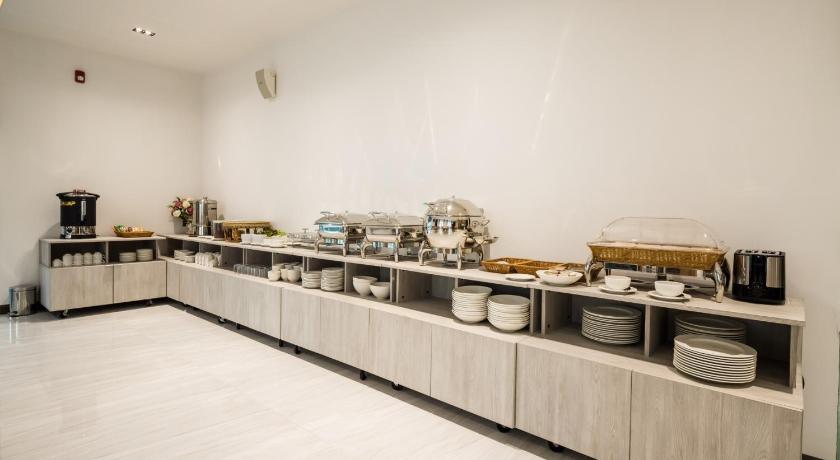 ソンクラー Benjaphorn Grandview Hotel 4つ星 ホテル プール