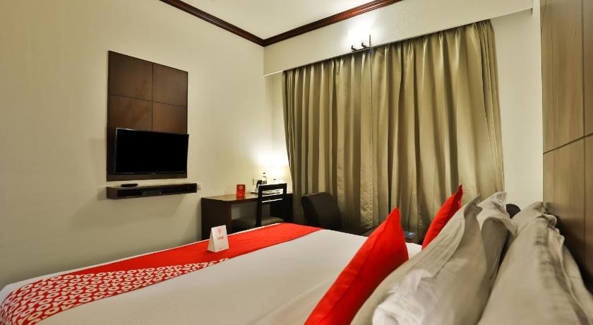 OYO 4320 Hotel Aum Regency