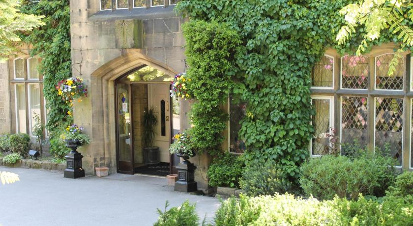 Oakwood Hall Hotel photo