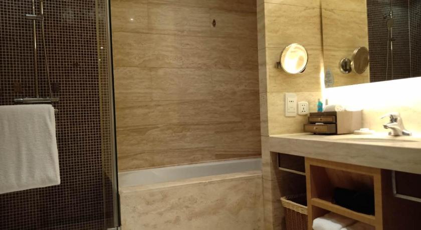 Image of Superior Suite King 2