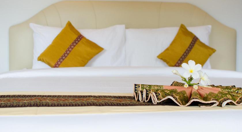 Image of Deluxe Sea View 17