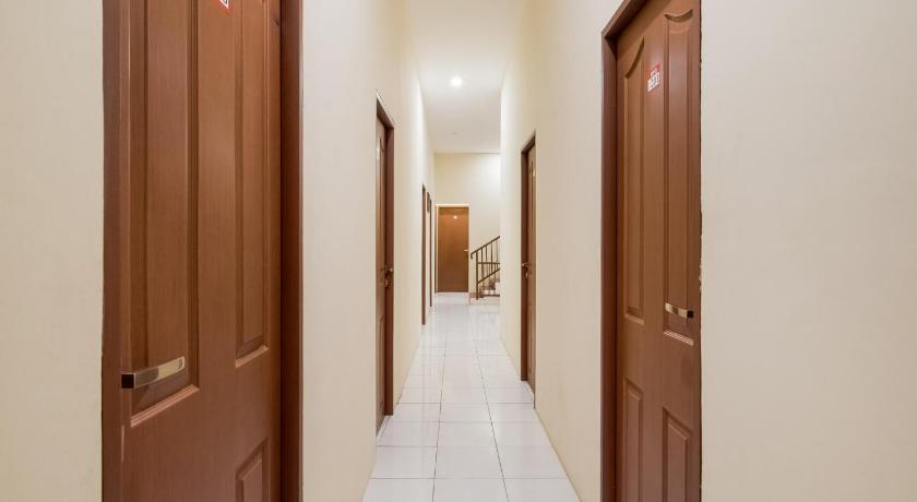 Floor plans, OYO 2354 3 Point Residence in Surabaya