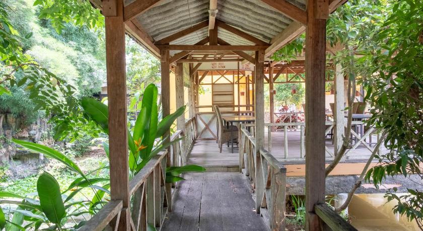 OYO 3115 Branti Raya Guest House photo