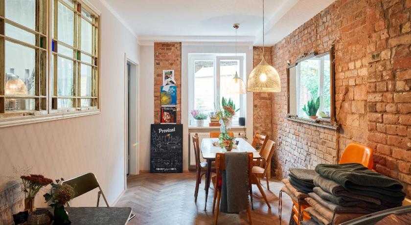 베를린 Beautiful Park Apartment for 4 Guests 3성급 싱글룸 수영장