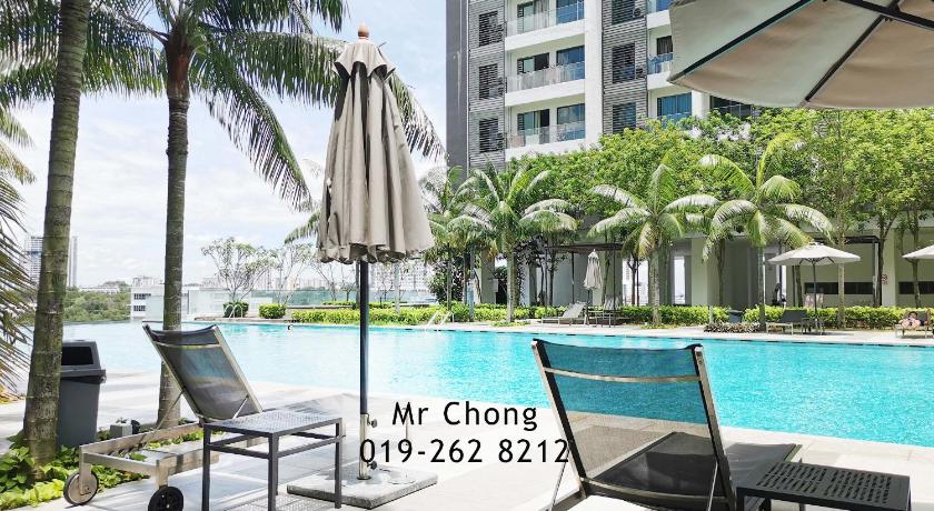 Cybersqaure Studio Suites with Netfilx @10 min walking distance to McD photo
