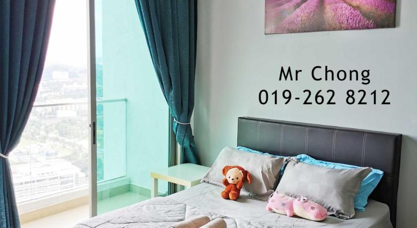 Cybersqaure Studio Suites with Netfilx @10 min walking distance to McD photo