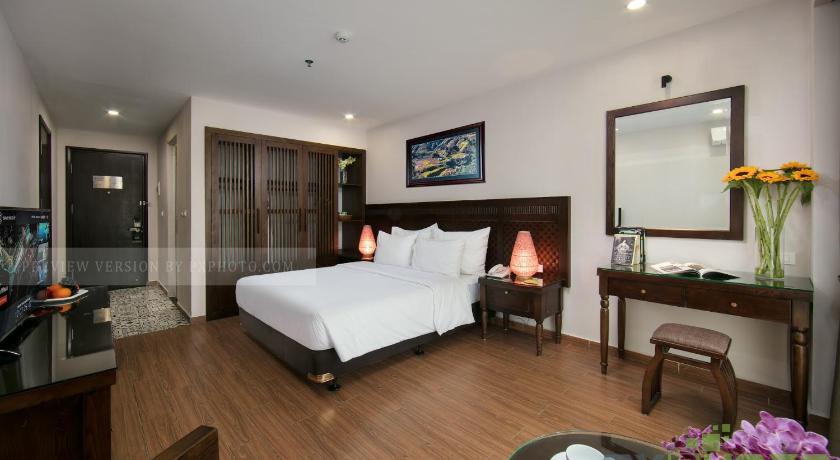 Image of Deluxe City View Room 4