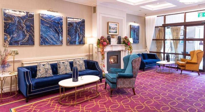 Cork's Vienna Woods Hotel & Villas