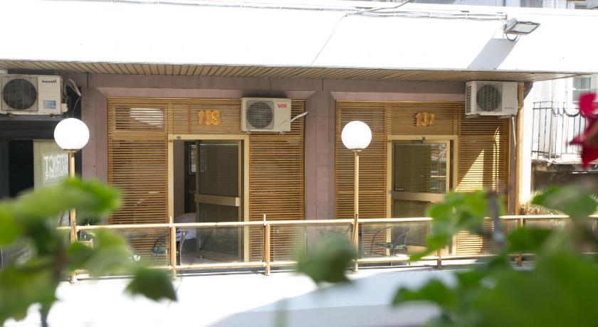 Studio 138 photo