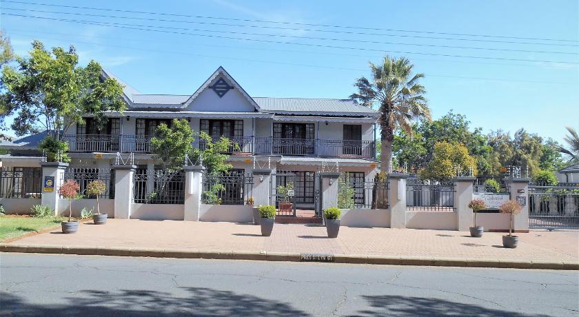 Oakwood Lodge — Hotel in Bloemfontein