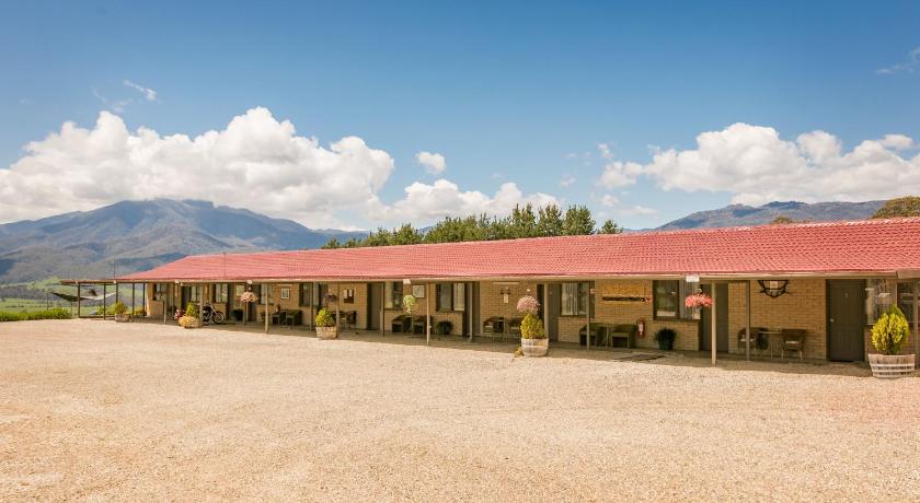Allamar Motel photo
