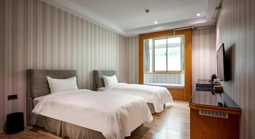 OURSEA HOTEL - image 24