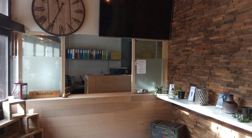 Hotel Lodge Inn photo
