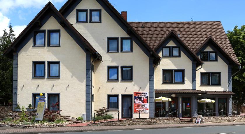 Hotel Vier Spitzen — Hotel in Hildesheim