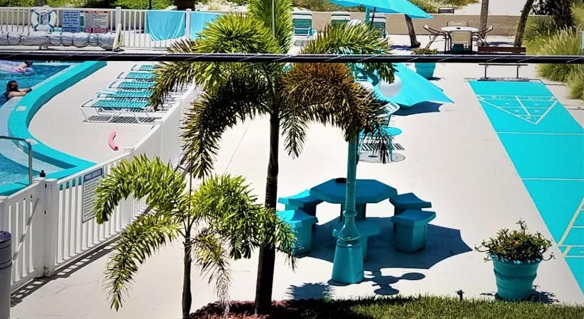 Johns Pass Beach Motel — Hotel in Treasure Island (FL)
