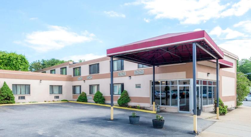 Inn On Arsenal — Hotel in Watertown (MA)