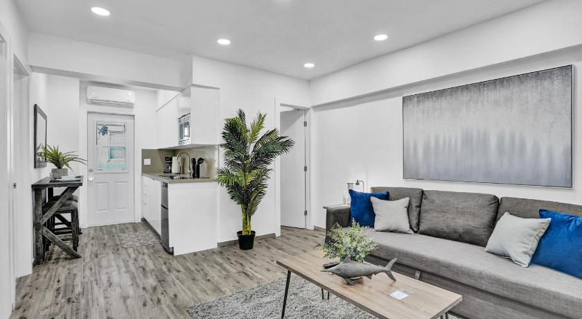 ハリウッド (FL) Cozy studio wbeach boardwalk steps kitchen 4つ星 宿泊施設 ロビー