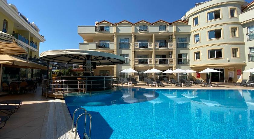 Club Karakas Apart Otel