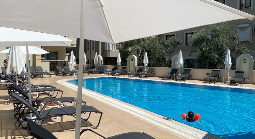 Club Karakas Apart Otel