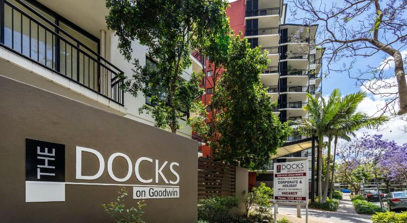 The Docks on Goodwin Apartments