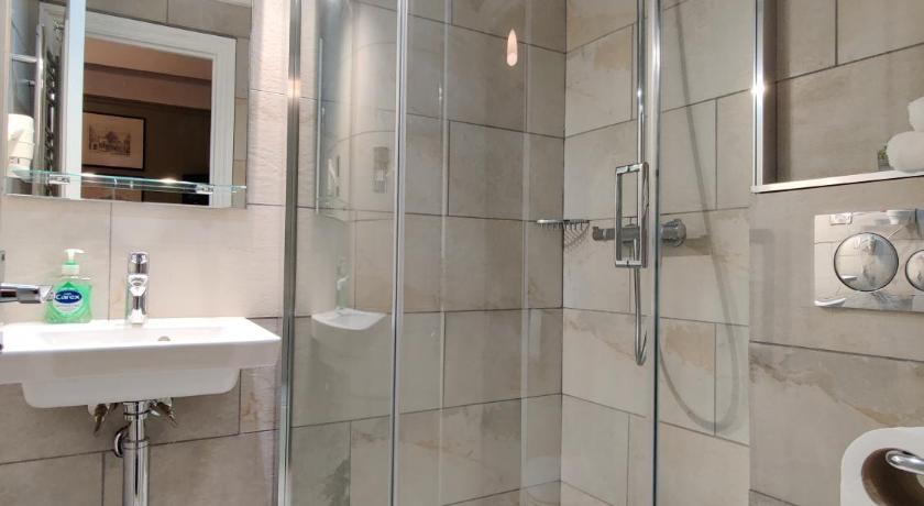 Üç Kişilik Oda (Triple Room) Görseli 2
