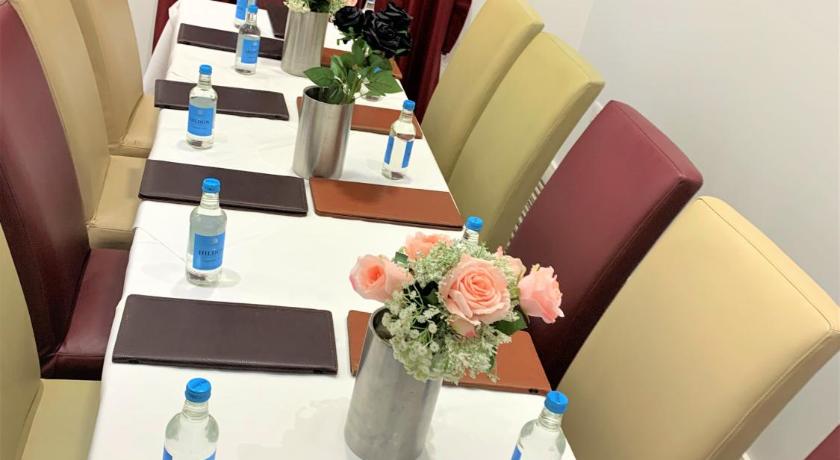 Green View Hotel - image 11