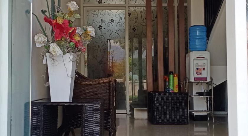 Fidelia Homestay Palu RedPartner photo