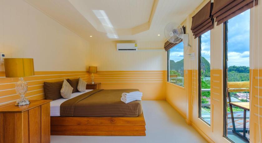 Image of Double Room with Mountain View 0