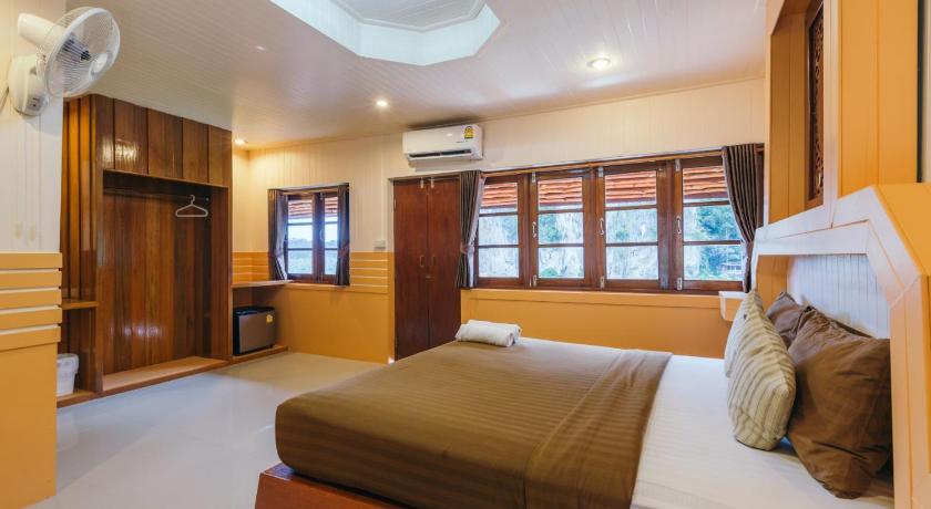 Image of Double Room with Mountain View 6