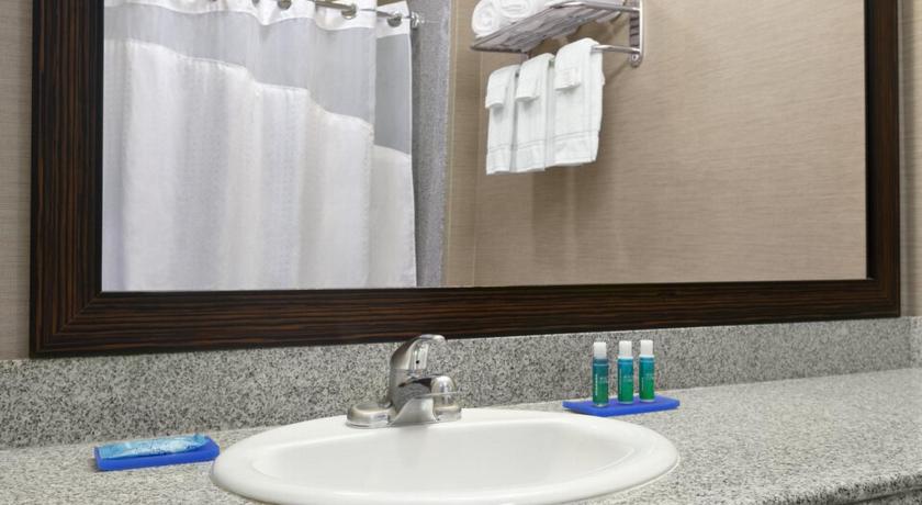 Holiday Inn Express & Suites Boise West - Meridian