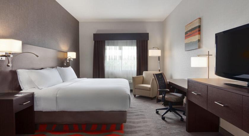 Holiday Inn Express & Suites Boise West - Meridian