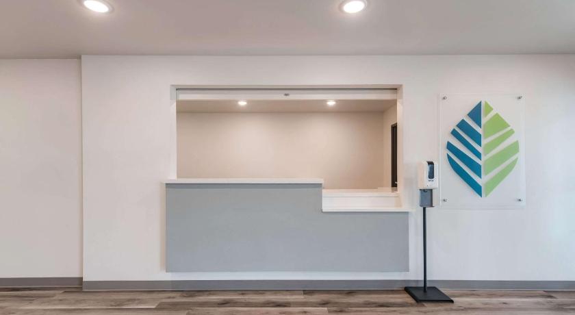 WoodSpring Suites Tri-Cities Richland photo