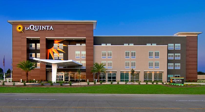 La Quinta Inn & Suites by Wyndham Texas City I 45