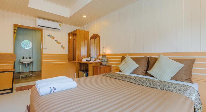 Image of Superior Room 2