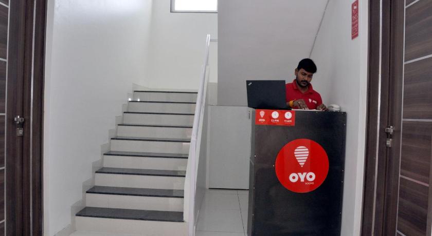 OYO 9533 Hotel Milind Villa