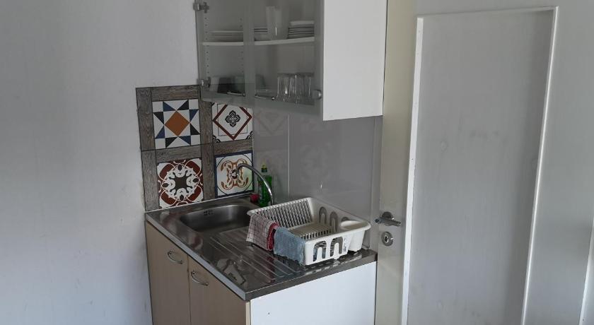 Ferienwohnung/Monteurwohnung am Badesee bei Kassel photo