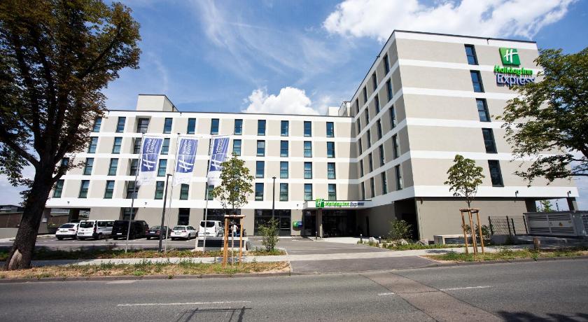 Holiday Inn Express Darmstadt photo