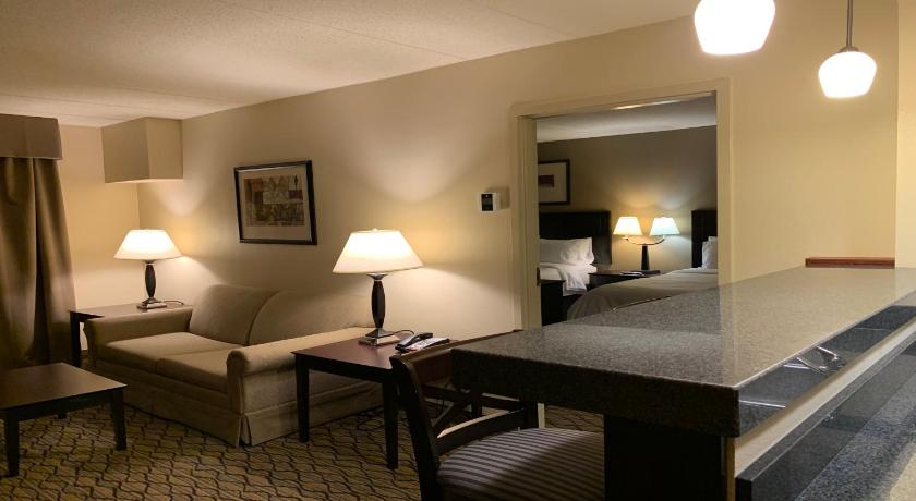 Holiday Inn Express Milford