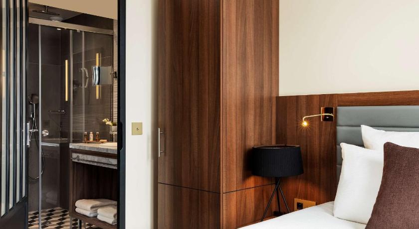 Immagine di Camera Matrimoniale Standard (Standard Double Room) 13