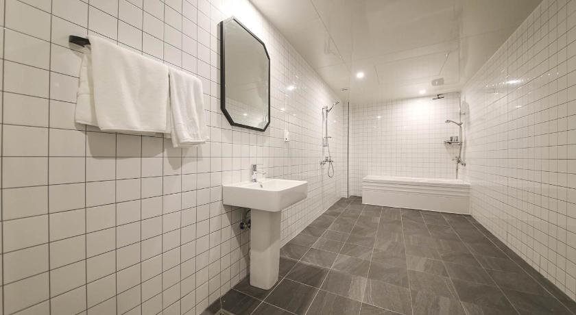 Image de Chambre Double Standard (Standard Double Room) 2