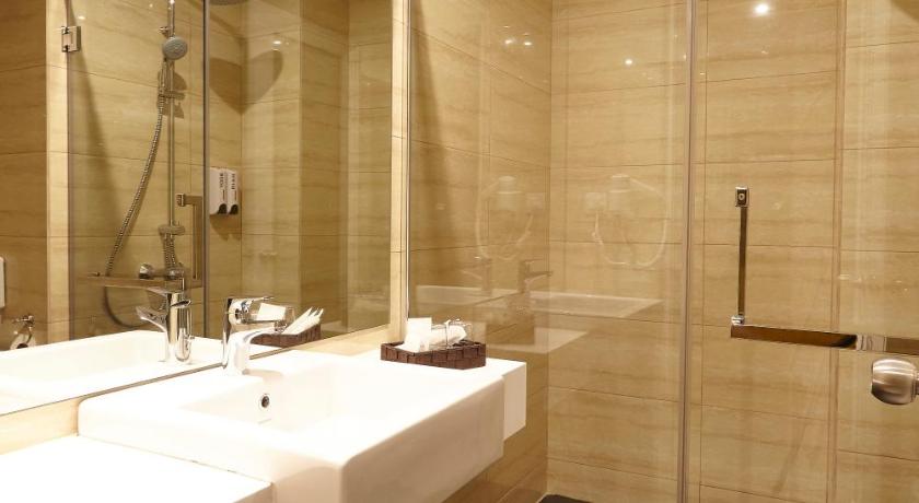 Image of Executive Suite 2