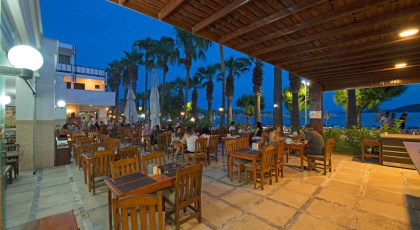Sami Beach Hotel - image 13