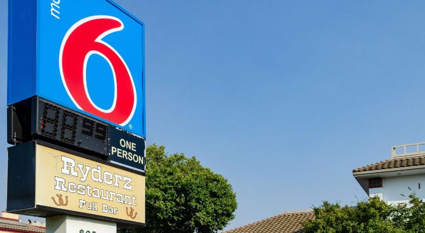 Motel 6 Oakdale, Ca